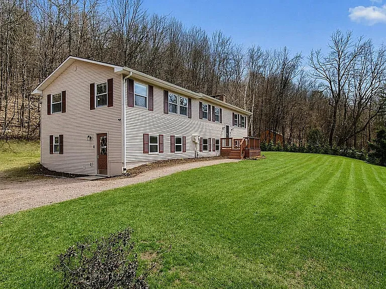 541 Sand Rd #A — Photo 11