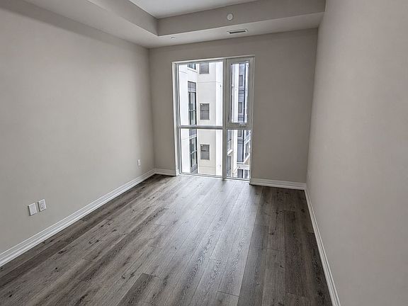 4th image of 50 Herrick Ave #Lp09