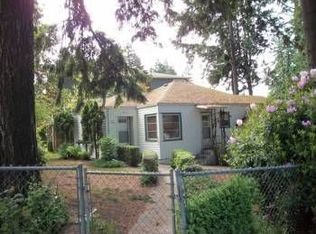 511 N 137th St, Seattle, WA 98133