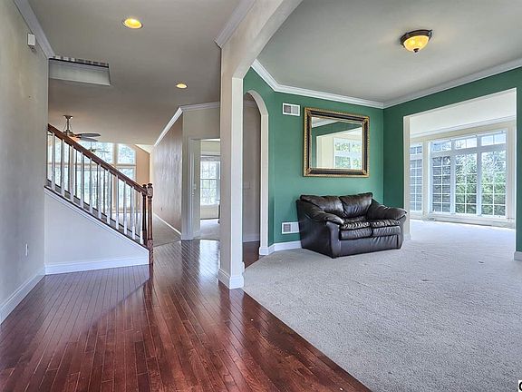 2nd image of 2500 Dewey Ln