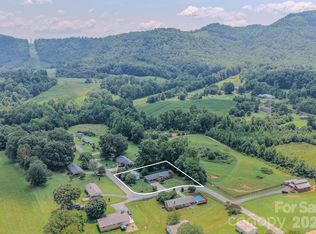 1169 Burkehurst Ave, Morganton, NC 28655