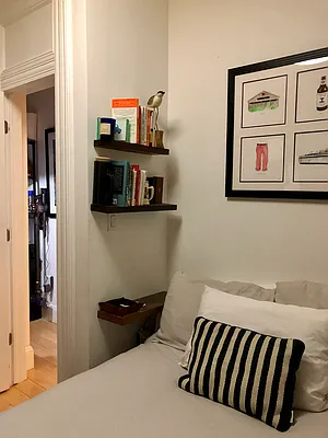 Rented by LJ Sloane Management | media 51