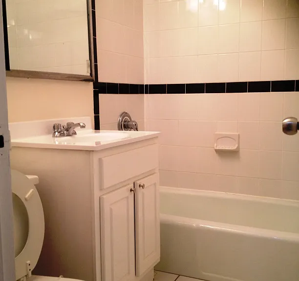 23-50 Waters Edge Dr #2F — Photo 7