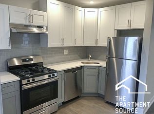 1933 W Winona St #GRD, Chicago, IL 60640