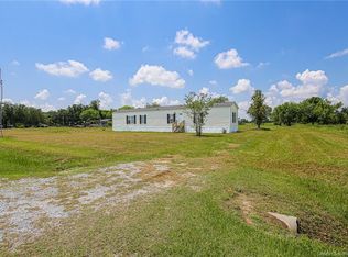 1417 Garreth Rd, Iowa, LA 70647