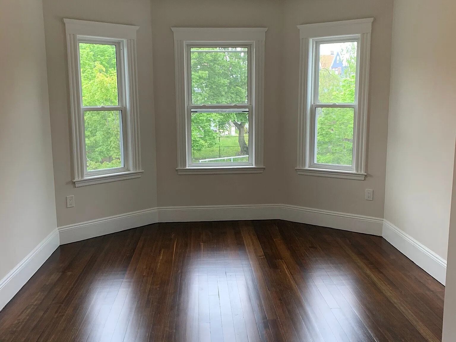 2 bed, 1200 sqft, $2,800 — Photo 3