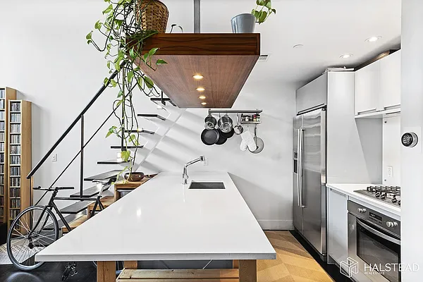 Rented by Halstead Real Estate | media 2