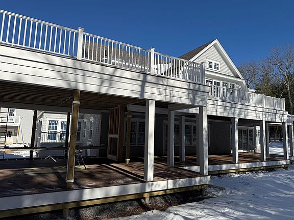 5th image of 10 Rock Landing Road