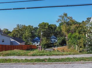 408 N C St, Lenoir City, TN 37771