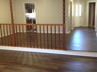 9232 Rustlers Creek Dr, San Antonio, TX 78230