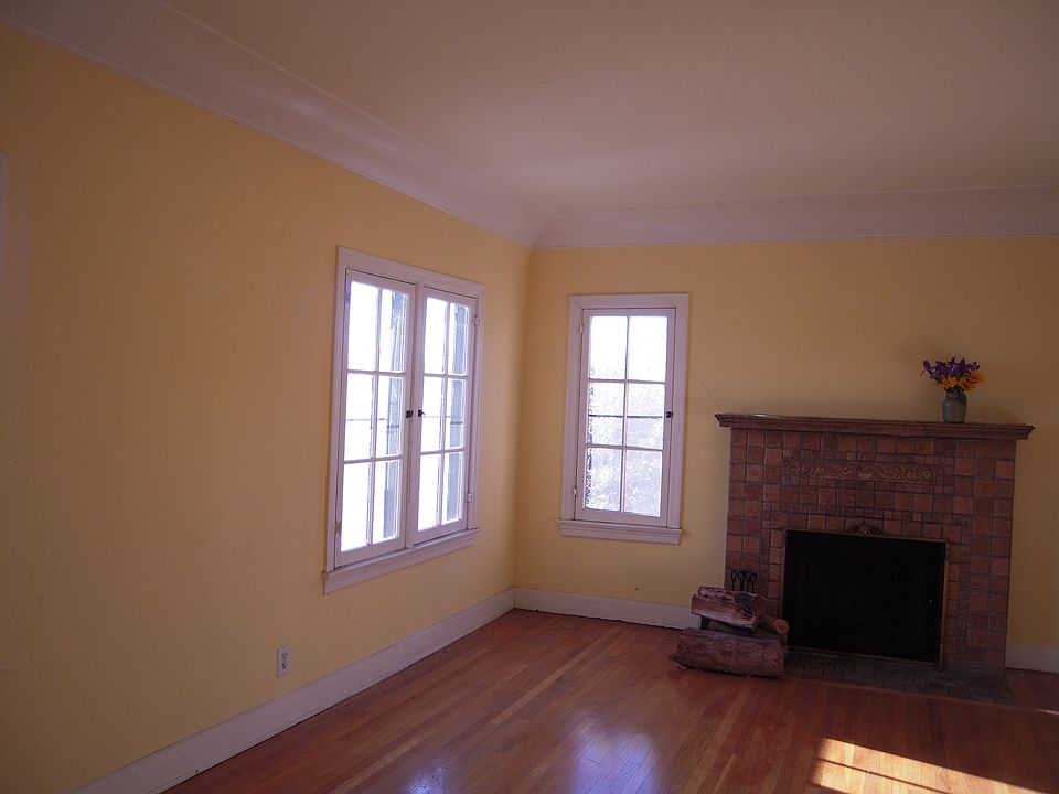 2nd image of 1031 S Highland Ave