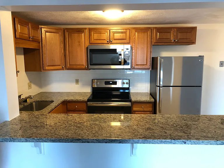 23B Columbia Ave #B — Photo 8