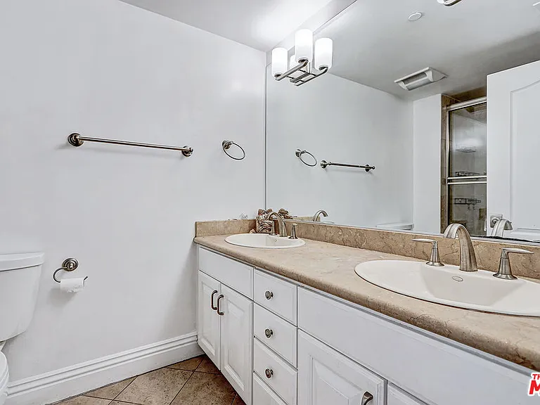 1520 S Shenandoah St #304 — Photo 19
