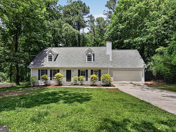 2nd image of 901 Timbervale Ln