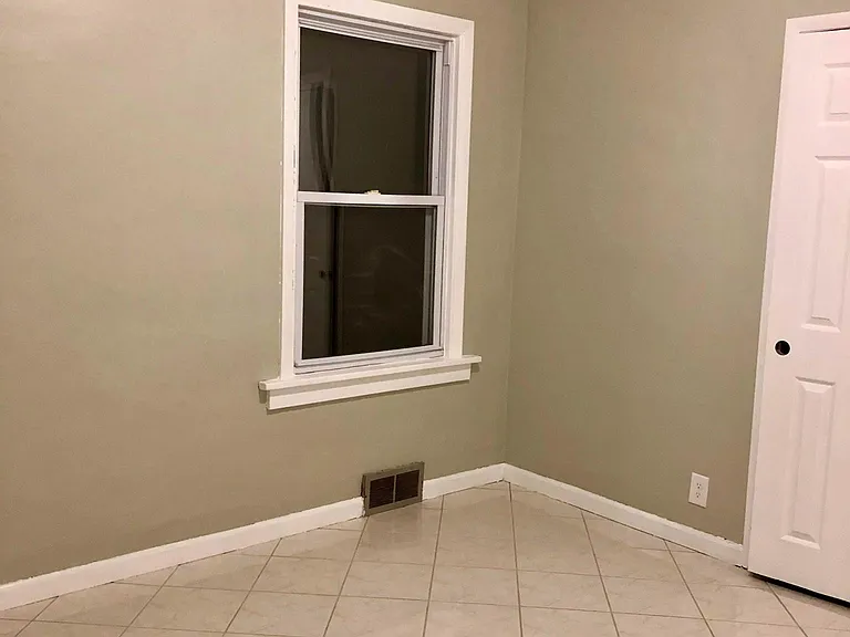 370 Colvin Ave — Photo 9