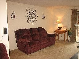 Spacious living room
