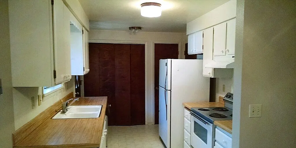 2 bed, 900 sqft, $1,550 — Photo 3