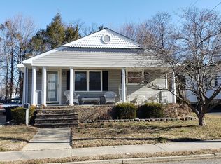 17 Chestnut Pl, West Long Branch, NJ 07764