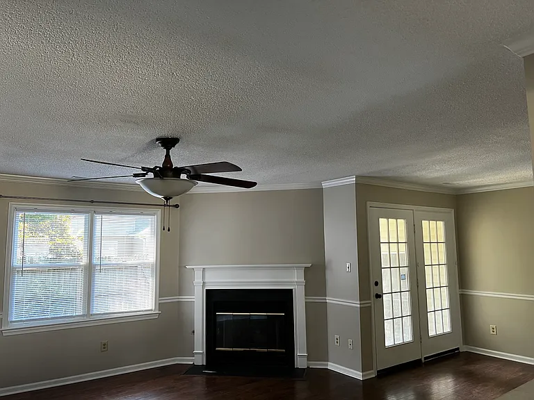 103 Hearthstone — Photo 3