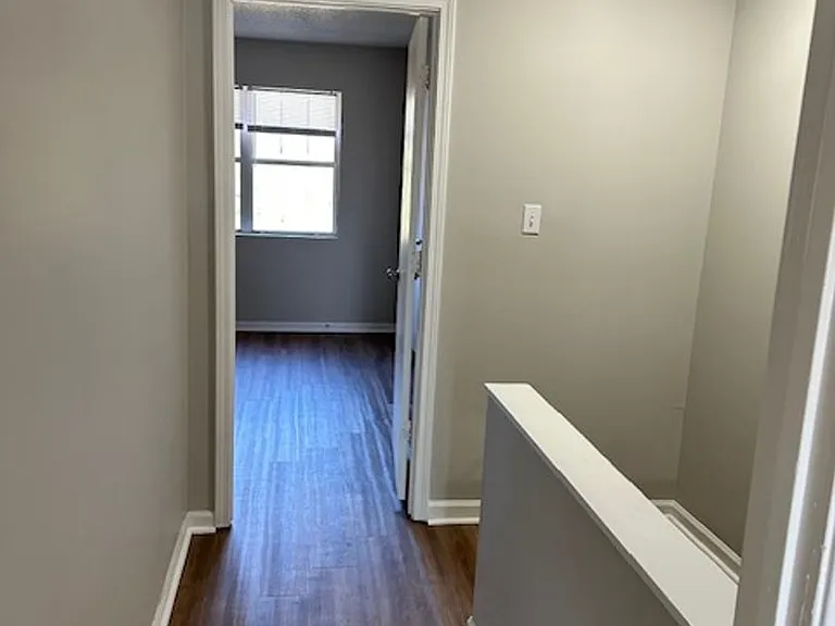 1100 Pineland Ave #5D — Photo 13