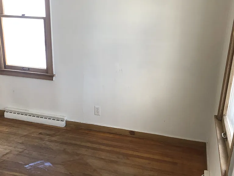539 Elm St — Photo 6