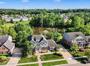 1809 Cheshire Ln, Commerce Township, MI 48382