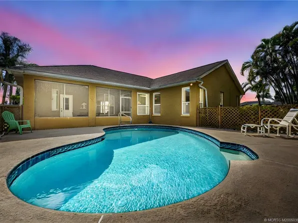 109 SE Fallon Dr, Port Saint Lucie, FL 34983