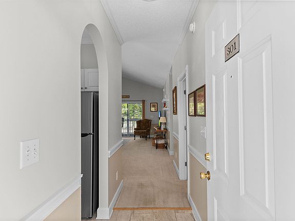 4th image of 4661 Wild Iris Dr. #301