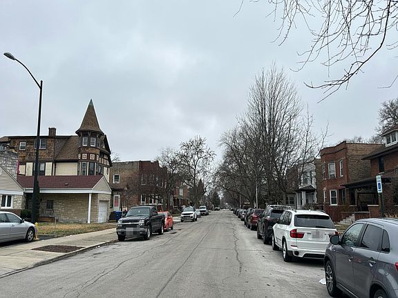 5th image of 2416 New St