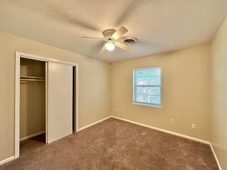 707 W Lincoln Ave — Photo 16