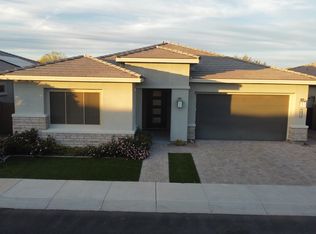 2852 E ROBIN Lane E, Phoenix, AZ 85050