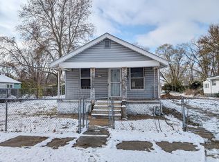 1718 McCasland Ave, E Saint Louis, IL 62207