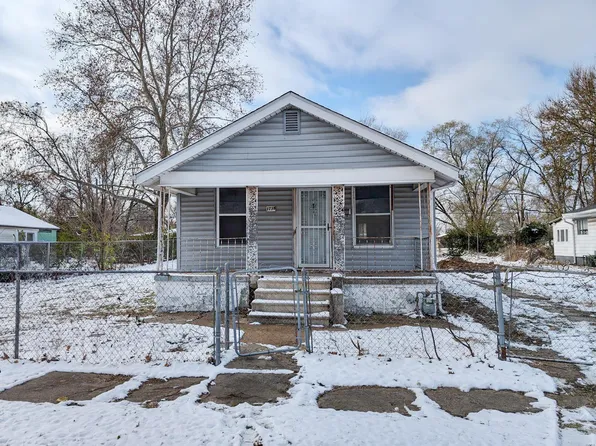 1718 McCasland Ave, E Saint Louis, IL 62207