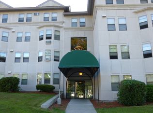 9 Kessler Farm Dr APT 220, Nashua, NH 03063