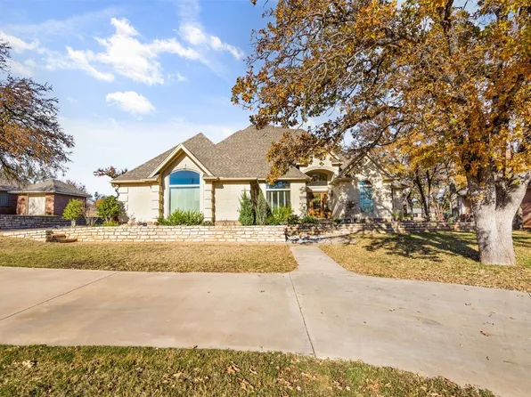 6204 Tezcuco Ct, Granbury, TX 76049