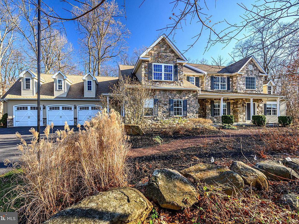 9279 Rosewood Dr, Lower Milford Township, PA 18041 Zillow