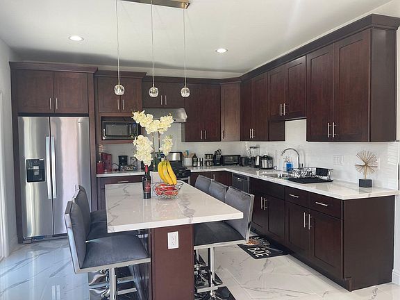 4th image of 8304 Emerado Cir