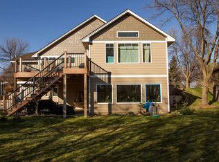 10505 48th Ave N, Plymouth, MN 55442