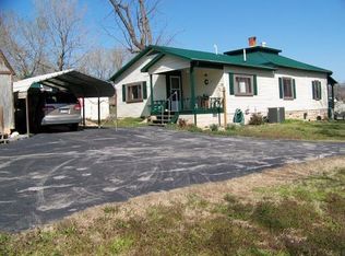 309 Gear St, Yellville, AR 72687