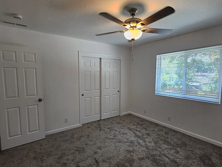 835 W 4th Ave #4 — Photo 26