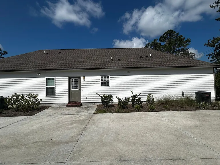 1909 Jeanette St #B — Photo 15