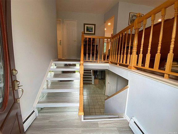 2nd image of 19 Greg Ln