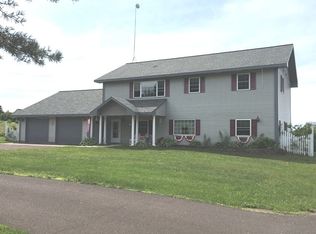 4598 Northstar Rd, Ironwood, MI 49938