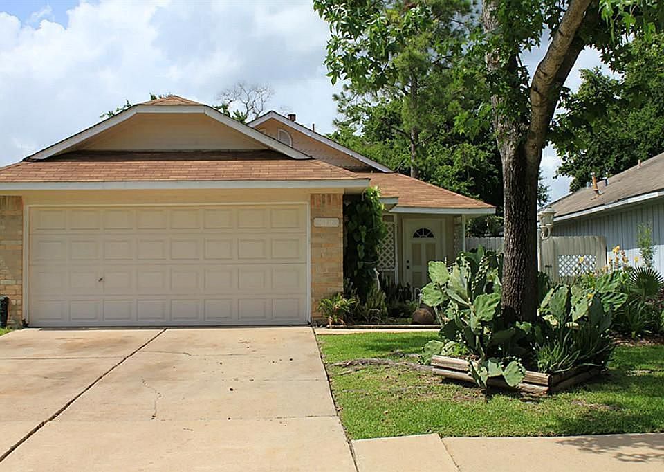 1st image of 16258 Barbarossa Dr
