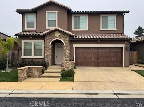 1645 E Benvenuto Dr, Fresno, CA 93730