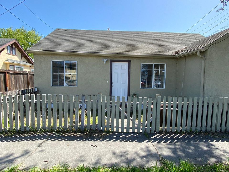 1st image of 214 Valle Vista Ave