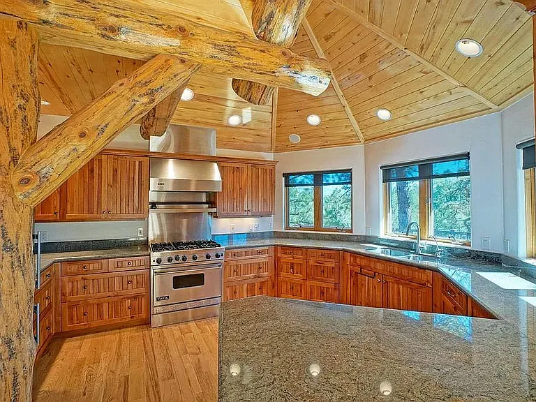 Kitchen entrance
