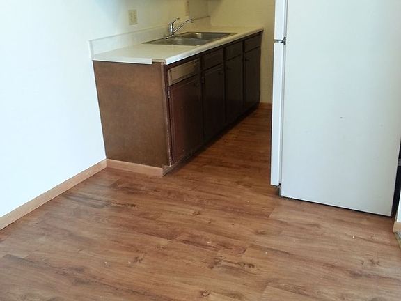 4th image of 218 21st St NW APT 17