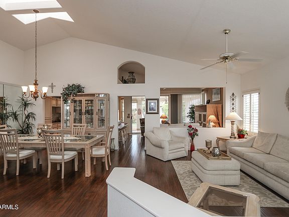 4th image of 10542 E ELMHURST Drive