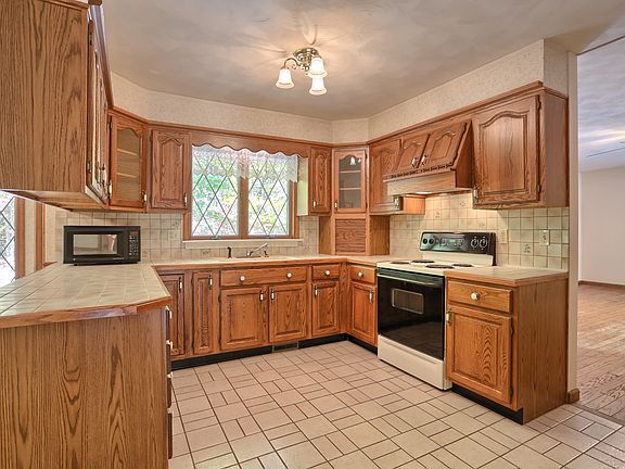 Tiled Floor in Kitchen